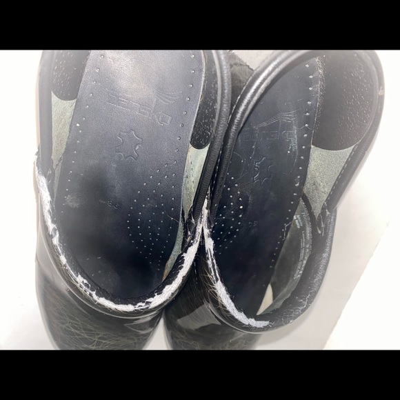 Dansko Professional Patent Leather Scribble Clogs - Picture 15 of 16